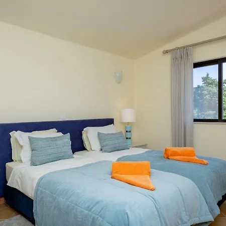 Brisas - Vale De Lobo